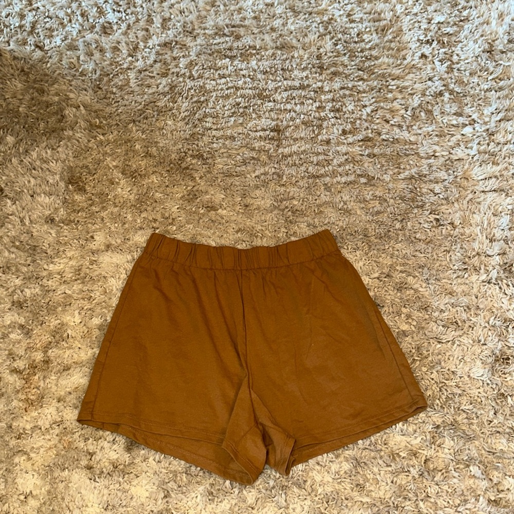 Brown Wild Fable shorts, size small, never worn